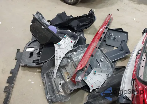 2025 Toyota Camry Le z USA, uszkodzony, nr VIN 4T1DAACK7SU041752